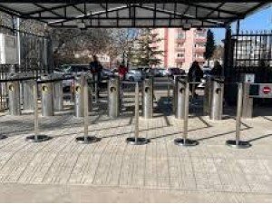 Okul Güvenliğinde Yeni Dönem: Kamera, Kartlı Geçiş ve Daha Fazlası